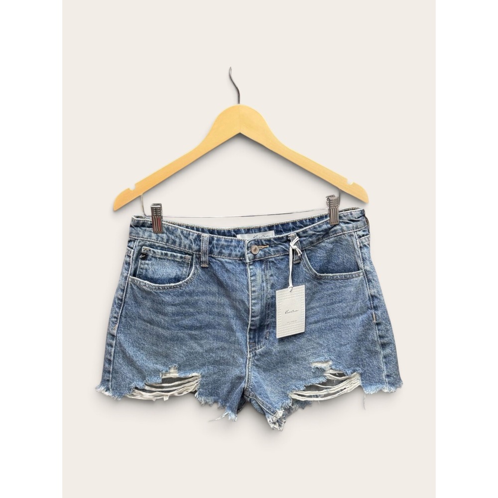 KanCan Los Angeles Distressed Denim Shorts Medium Wash Frayed Hem NWT W 13/30